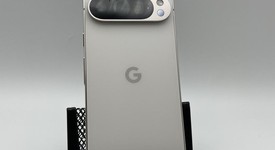 Good
													Google Pixel 9 Pro - Unlocked, Porcelain, 256 GB, 16 GB, GR83Y, photo 4 of 8