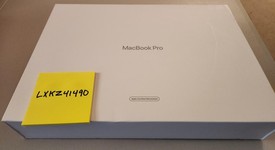 Mint
													MacBook Pro 2020 - 13" - I7, Gray, 1 TB, 16 GB, photo 5 of 19