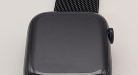Good
													Apple Watch Series 9 45mm - Unlocked, Midnight, A2984 - Cellular, Aluminum, photo 3 of 4