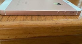 Mint
													Apple iPhone SE 1st Gen 2016 - Unlocked, Rose Gold, 64 GB, A1723, photo 3 of 10