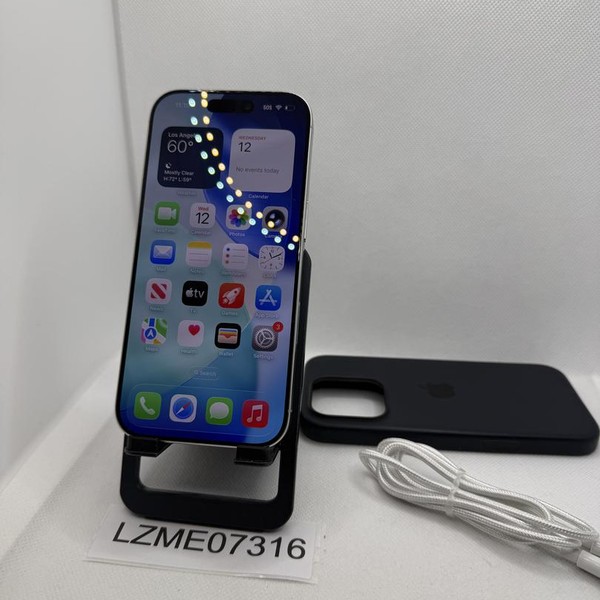 Apple iPhone 16 Pro - Unlocked, 256 GB, White, A3083