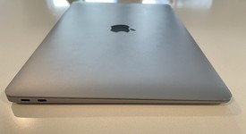 Good
													MacBook Air 2020 - 13" - Apple M1, Gray, 256 GB, 8 GB, photo 3 of 7