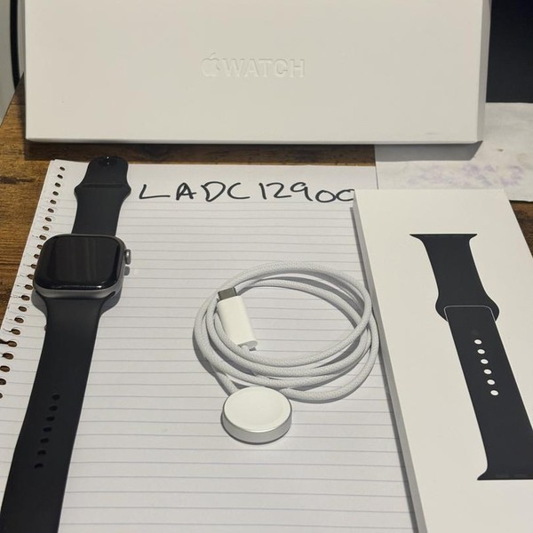 Apple Watch Series 11 46mm - Space Gray, A3333 - GPS, Aluminum