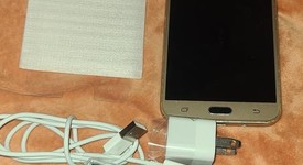 Good
													Samsung Galaxy J7 Prime - Metro by T-Mobile, Rose Gold, 32 GB, 3 GB, photo 2 of 11