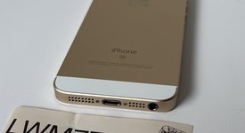 Fair
													Apple iPhone SE 1st Gen 2016 - Unlocked, Gold, 64 GB, A1723, photo 5 of 8