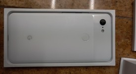 Mint
													Google Pixel 3 XL - Unlocked, White, 64 GB, Google Edition, photo 3 of 3