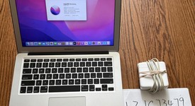 Good
													MacBook Air 2017 - 13" - I7, Silver, 256 GB, 8 GB, photo 1 of 8