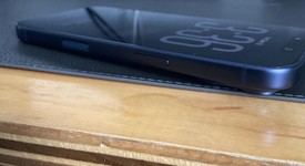 Mint
													Apple iPhone 17 Pro - Unlocked, Deep Blue, 256 GB, A3256, photo 4 of 6