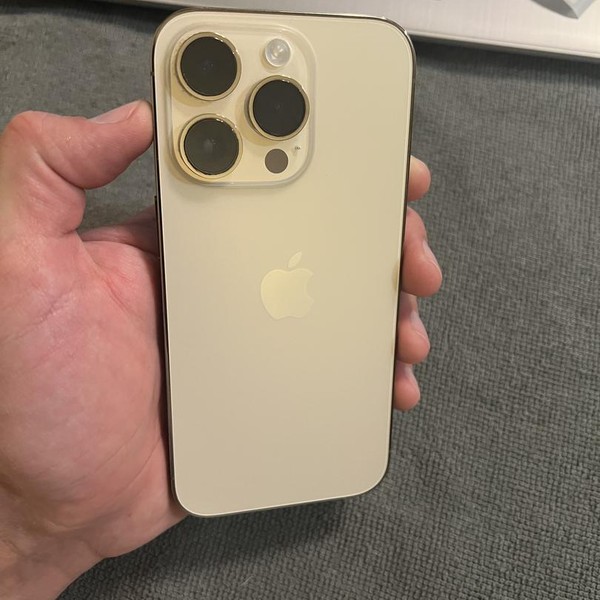 Apple iPhone 14 Pro - Unlocked, 128 GB, Gold, A2650