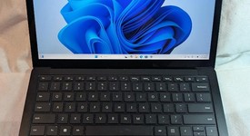 Good
													Microsoft Surface Laptop 4 - Ryzen 5, Black, 256 GB, 16 GB, 13.5", photo 2 of 9