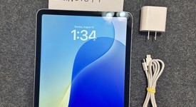 Mint
													Apple iPad Air 11" (M3) 2025 - Unlocked, Gray, 128 GB, A3267, photo 1 of 11