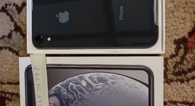 Mint
													Apple iPhone Xr - Unlocked, Black, 64 GB, A1984, photo 5 of 9