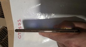 Good
													Apple iPhone Xs - Unlocked, Gold, 256 GB, A1920, photo 4 of 7
