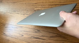 Good
													MacBook Air 2017 - 13" - I5, Silver, 128 GB, 8 GB, photo 3 of 10
