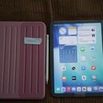 Mint Apple iPad Air (5th Gen) - Unlocked, 256 GB, Purple, A2589
