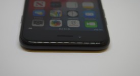 Mint
													Apple iPhone 7 - Unlocked, Black, 32 GB, A1660, photo 5 of 11