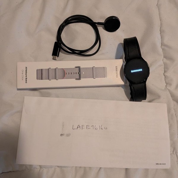 Samsung Galaxy Watch6 - Wi-Fi, Graphite, 40mm