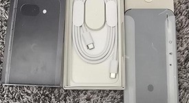 Mint
													Google Pixel 9a - Verizon, Obsidian, 128 GB, 8 GB, photo 3 of 10