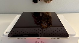 Mint
													Apple iPad Air 13" (M2) 2024 - Wi-Fi, Starlight, 128 GB, A2898, photo 4 of 10