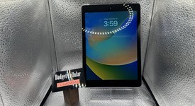 Mint
													Apple iPad 5th Gen - Unlocked, Gray, 128 GB, A1823, photo 1 of 2