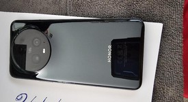 Mint
													Honor Magic5 Pro - Unlocked Non-US, Black, 512 GB, 12 GB, photo 2 of 15