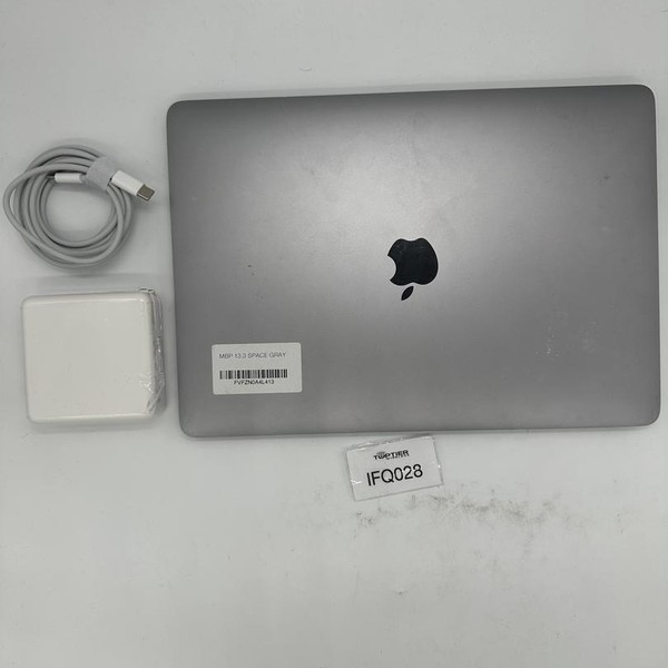MacBook Pro 2019 - 13 inch - 256 GB, Silver, 16 GB, Intel Core i5