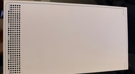 Mint
													Xbox Series S (2020) - Robot White, 1 TB, photo 5 of 8