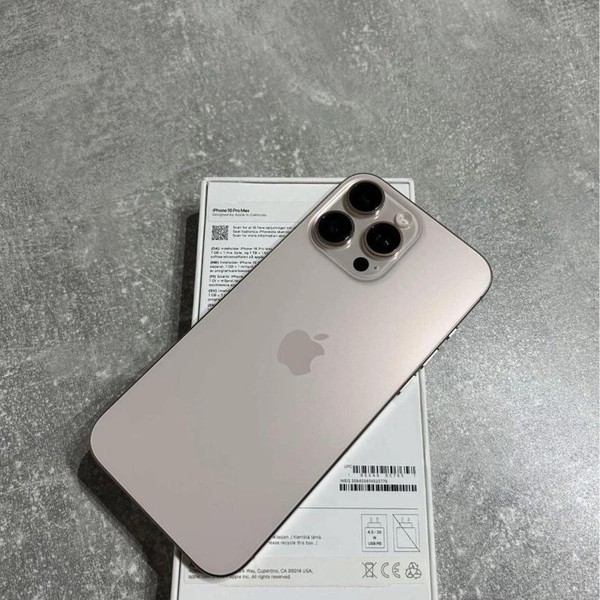 Apple iPhone 16 Pro Max - Unlocked, 1 TB, Natural, A3084