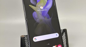 Good
													Samsung Galaxy Z Flip4 5G - T-Mobile, Purple, 256 GB, 8 GB, SM-F721U, photo 1 of 8
