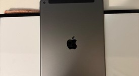 Mint
													Apple iPad 9th Gen - Verizon, Gray, 256 GB, A2603, photo 5 of 8