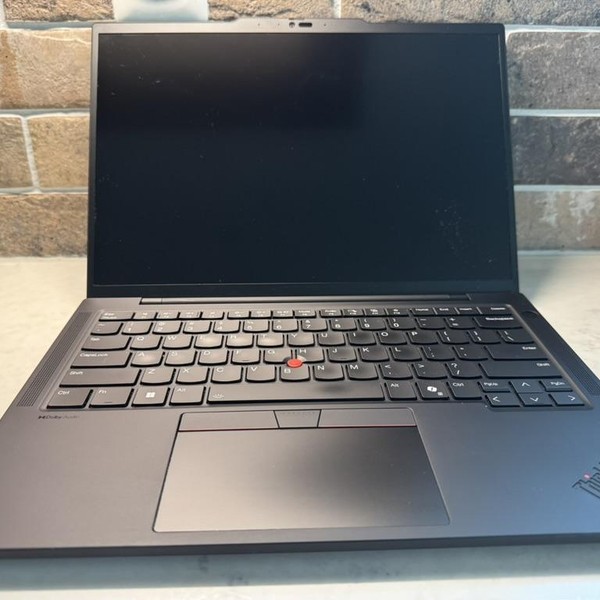ThinkPad T14s (5th Gen) - 512 GB, Black, 16 GB, Intel Core Ultra 5