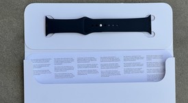 Good
													Apple Watch SE 2nd Gen 40mm - Unlocked, Midnight, A2726 - Cellular, Aluminum, photo 4 of 16