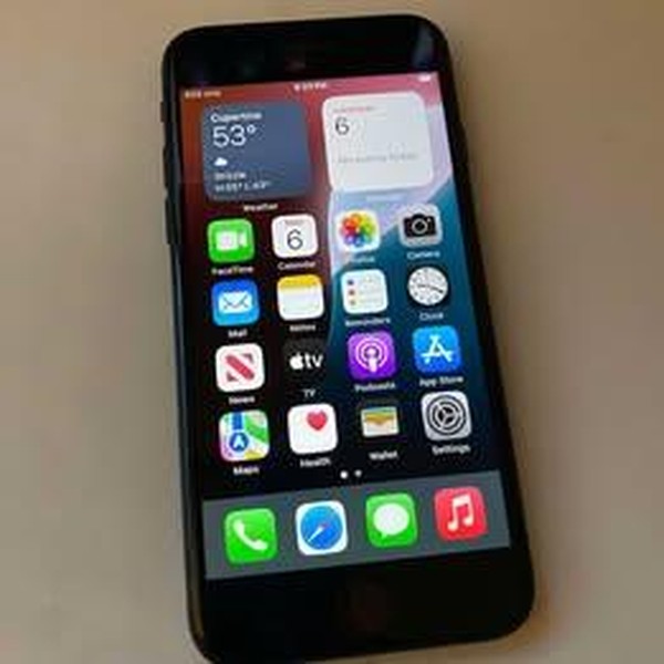 Apple iPhone SE 2nd Gen 2020 - Unlocked, Black, 128 GB, A2275