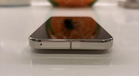 Mint
													Google Pixel 10 Pro - Unlocked, Porcelain, 512 GB, G4QUR, photo 4 of 11