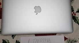 Good
													MacBook Pro 2015 (Retina) - 15" - Silver, 256 GB, 16 GB, photo 3 of 14