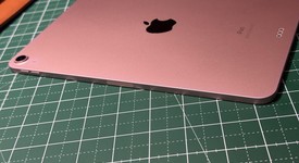 Good
													Apple iPad Air 4th Gen - Wi-Fi, Rose Gold, 256 GB, A2316, photo 3 of 8