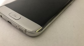 Fair
													Samsung Galaxy S7 Edge - Unlocked, Silver, 32 GB, SM-G935U, photo 5 of 8