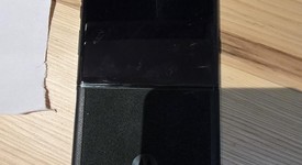 Mint
													Motorola Razr Ultra (2025) - Unlocked, PANTONE Scarab, 1 TB, 16 GB, photo 3 of 10