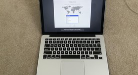 Mint
													MacBook Pro 2015 (Retina) - 13" - Silver, 128 GB, 8 GB, photo 3 of 13