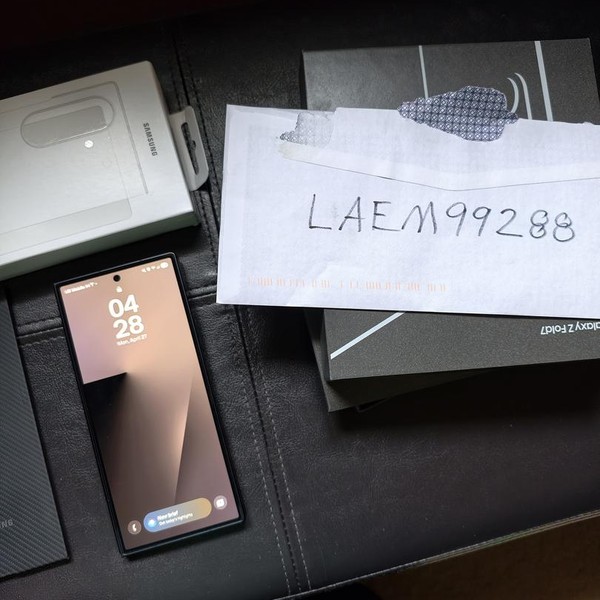 Samsung Galaxy Z Fold7 - Unlocked, 512 GB, Jetblack, 12 GB, SM-F966U1