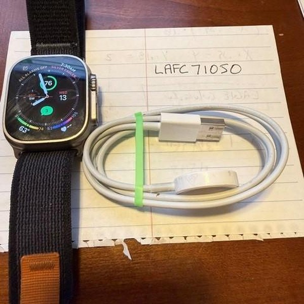 Apple Watch Ultra 49mm - Unlocked, Titanium, A2622