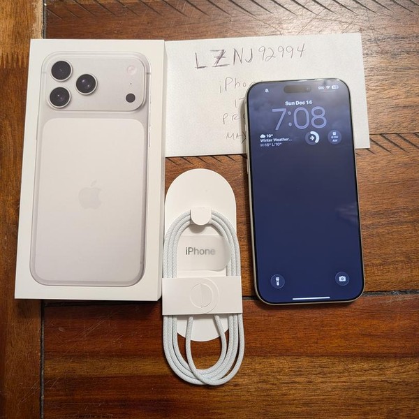 Apple iPhone 17 Pro Max - Unlocked, 256 GB, Silver, A3257