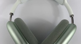 Used
													Apple AirPods Max - Green, photo 2 of 6