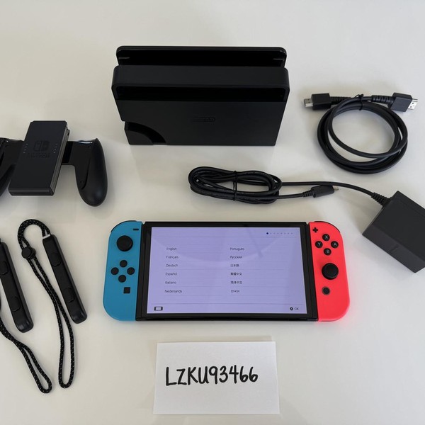 Nintendo Switch - OLED - 64 GB, Red & Blue