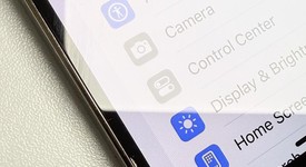 Good
													Apple iPhone 14 Pro Max - Unlocked, Gold, 128 GB, A2651, photo 3 of 9