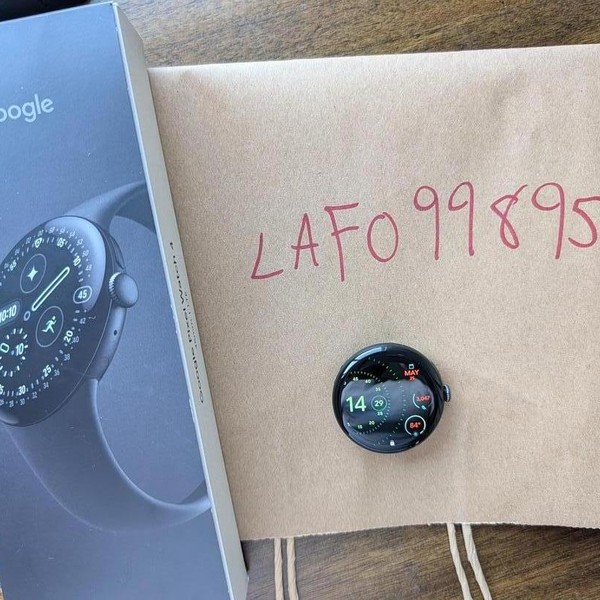 Google Pixel Watch 4 - Unlocked, Black, 45mm, LTE
