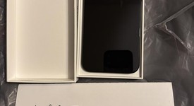 Mint
													Apple iPhone 16 Plus - Unlocked, Black, 128 GB, A3082, photo 5 of 10