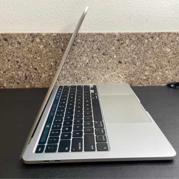 MacBook Pro 2020 - 13 inch - 512 GB, Silver, 32 GB, Intel Core i5