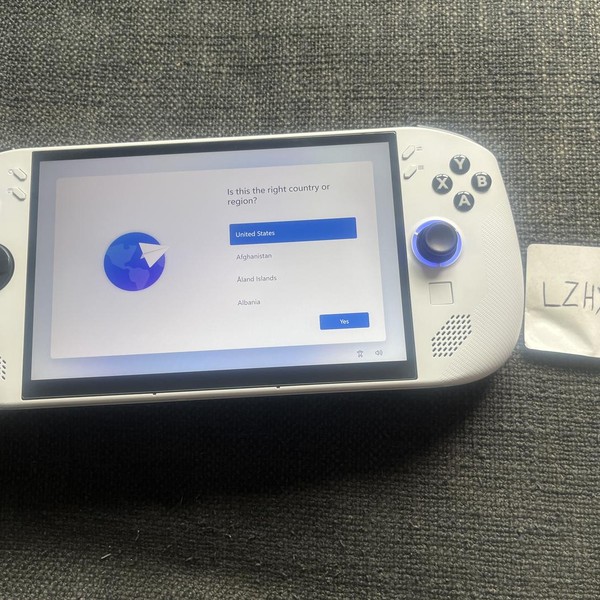 Lenovo Legion Go S - Z1 Extreme, White, 1 TB, 32 GB