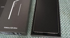 Mint
													Samsung Galaxy S25 Ultra - Unlocked, Black, 256 GB, 12 GB, SM-S938U1, photo 4 of 6